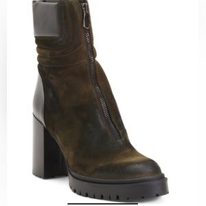 Emanuel Castro Made in Italy Front Zip Booties